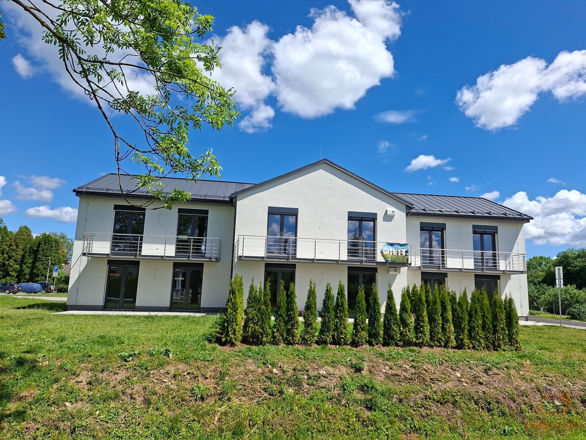 Prodej bytu 2+kk 64 m² - foto 1