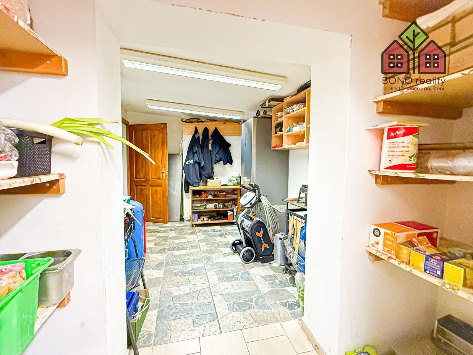Prodej komerčního prostoru 216 m² - foto 17