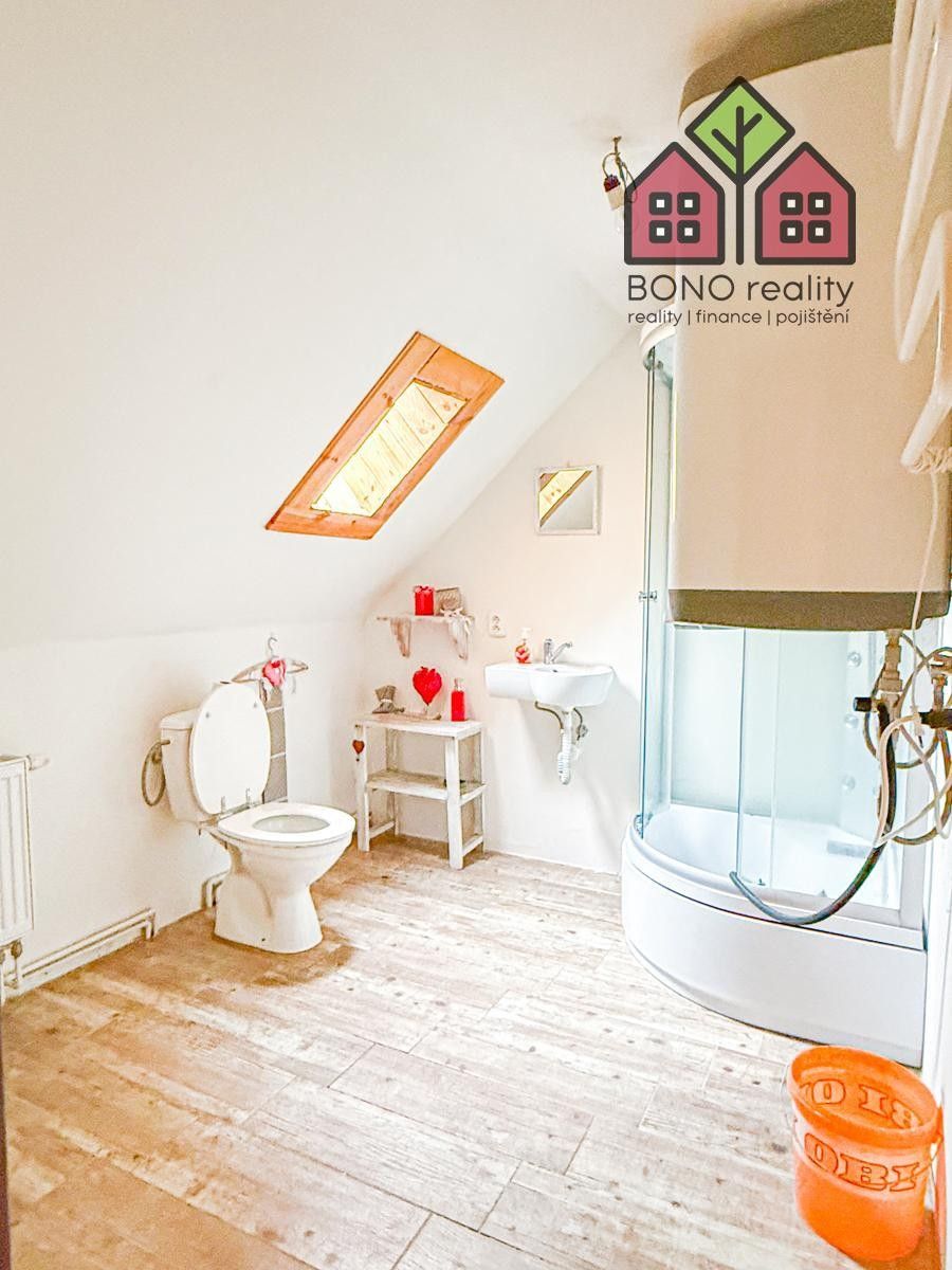 Prodej komerčního prostoru 216 m² - foto 24