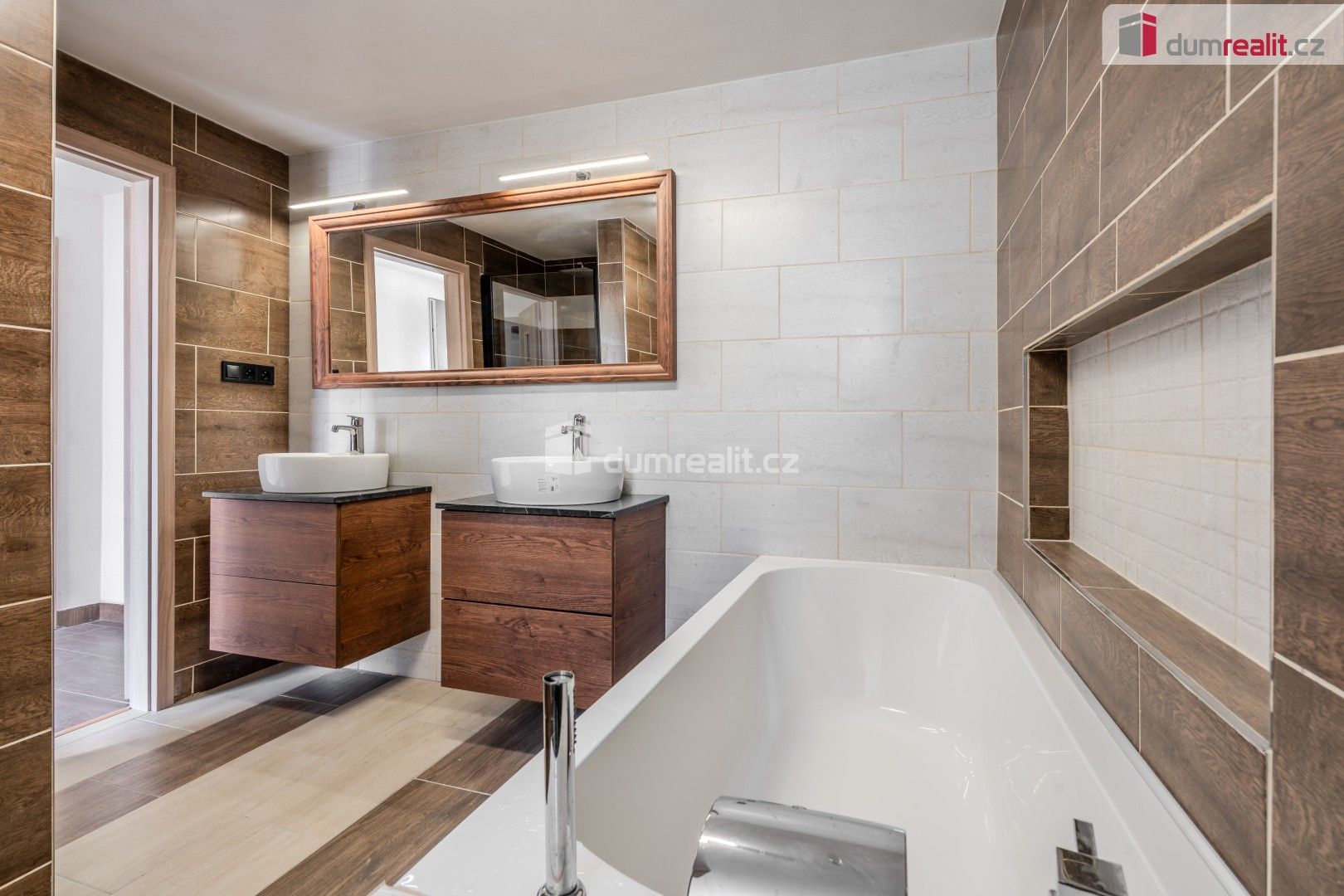 Prodej domu 460 m² - foto 1