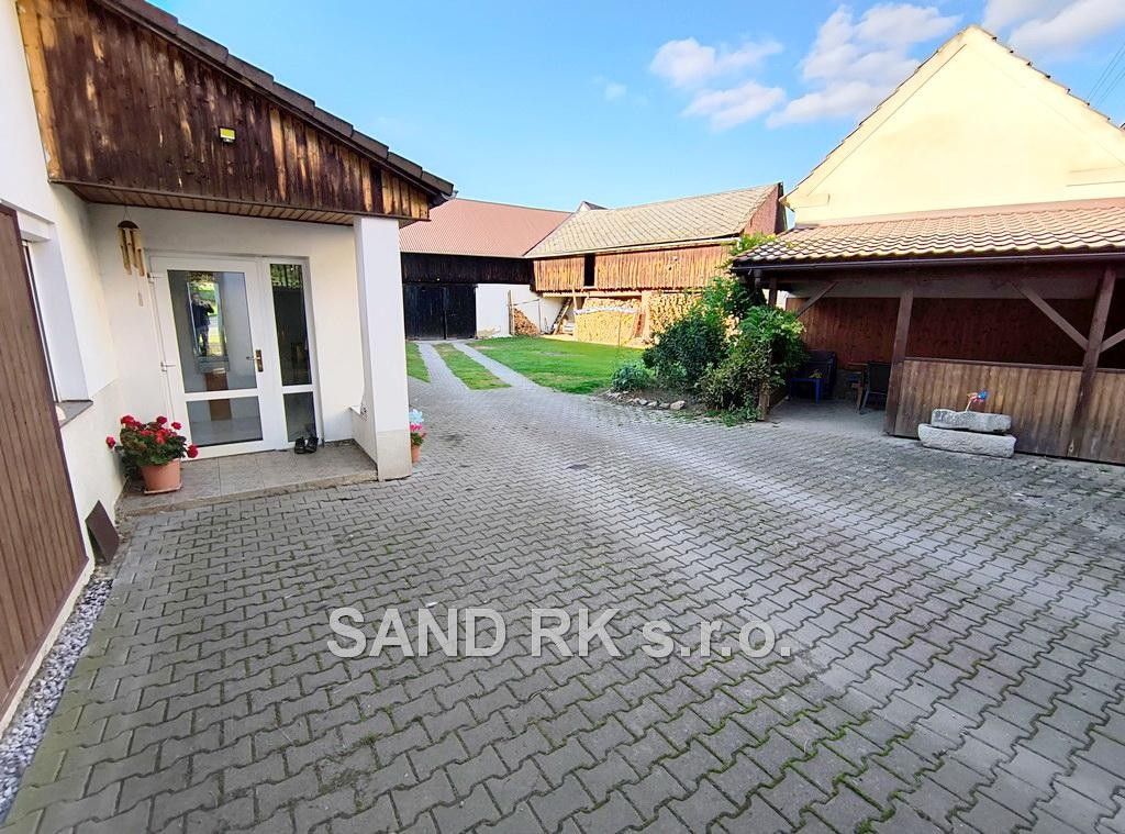 Prodej domu 234 m² - foto 3
