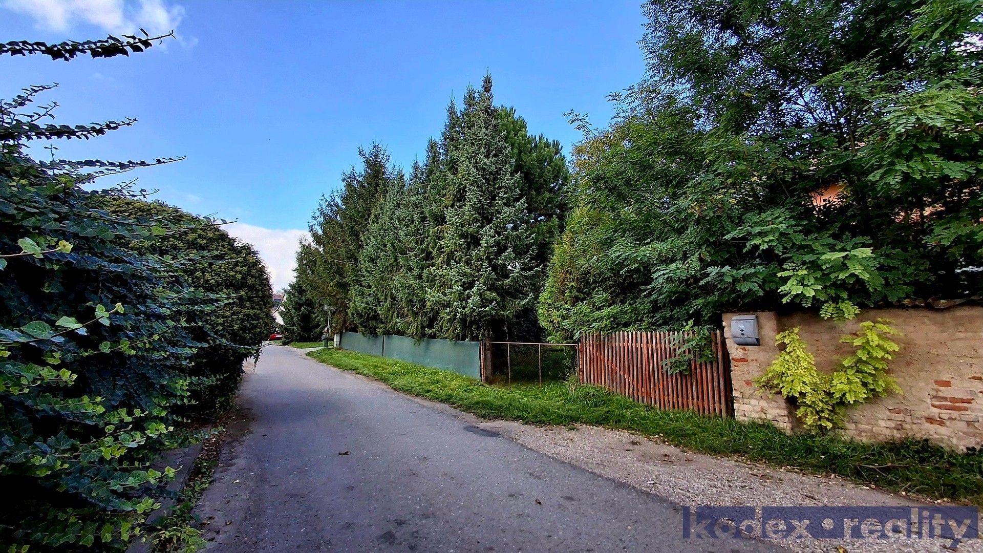 Prodej pozemku 599 m² - foto 3