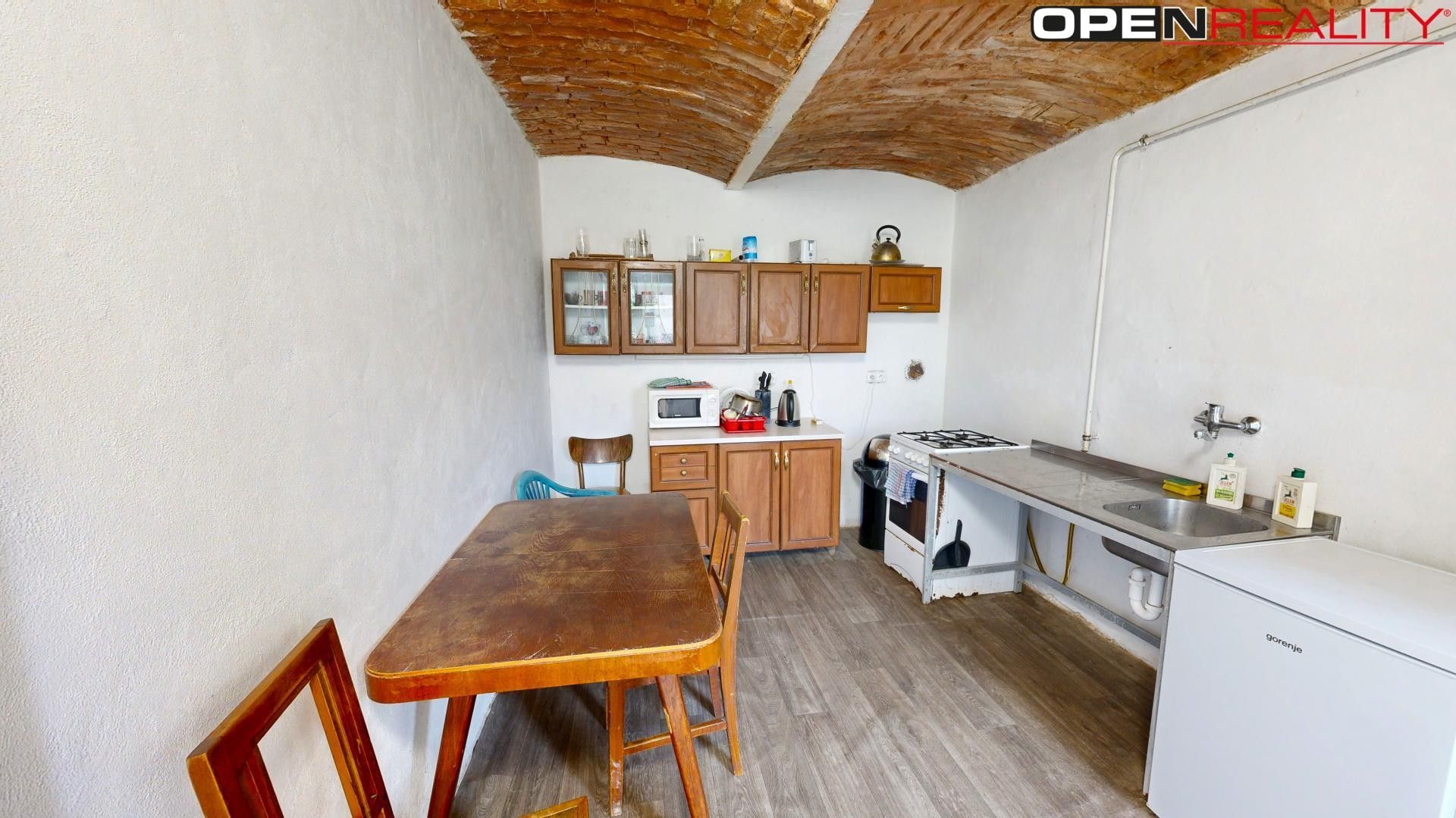 Pronájem nemovitosti 380 m² - foto 16
