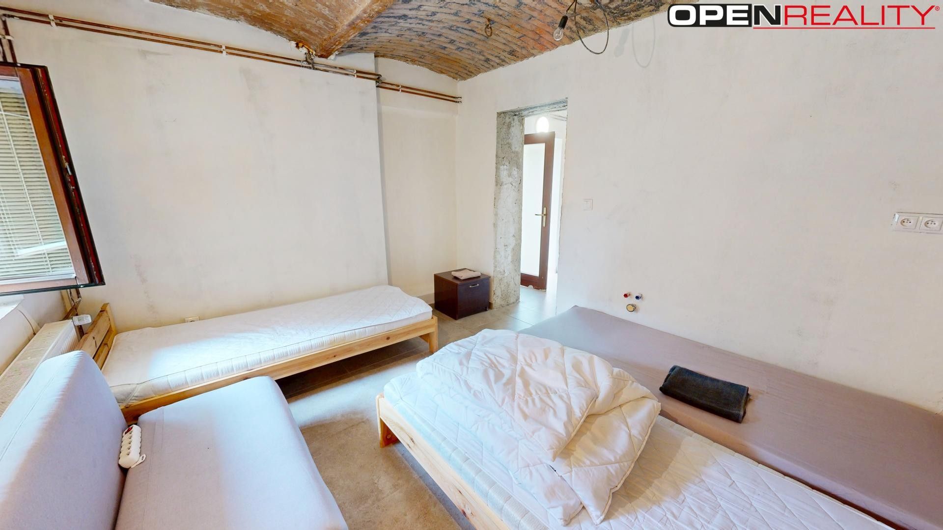Pronájem nemovitosti 380 m² - foto 23