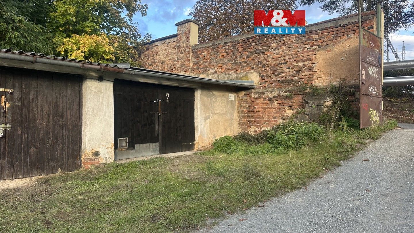Prodej nemovitosti 35 m² - foto 1