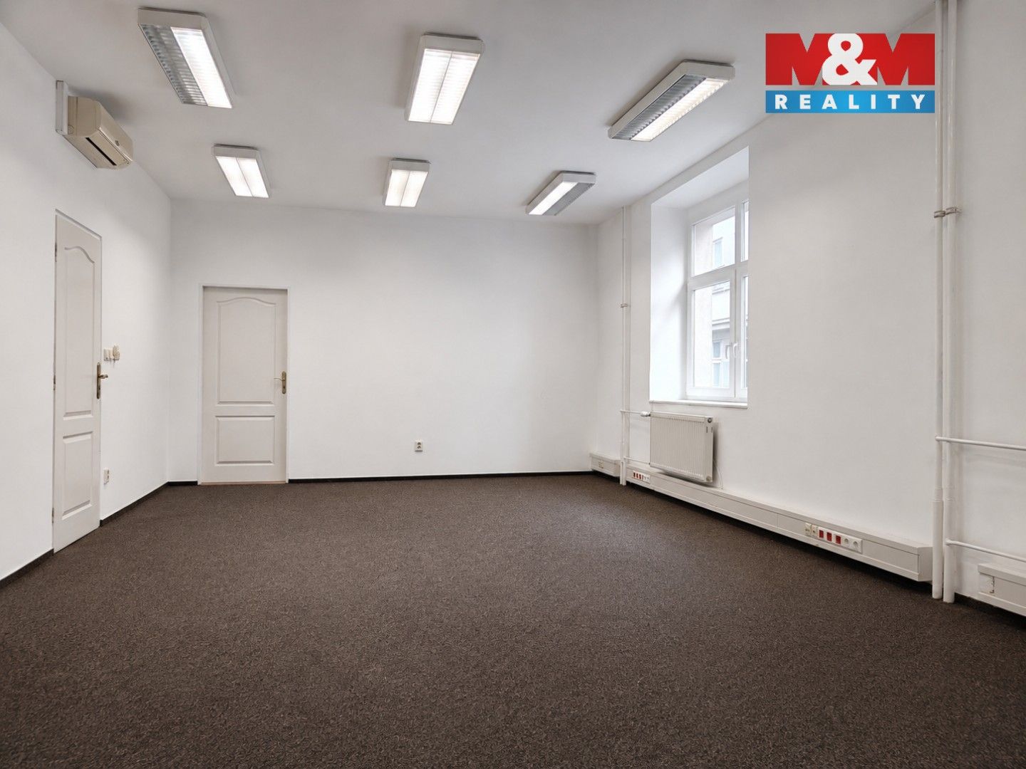 Pronájem komerčního prostoru 73 m² - foto 3