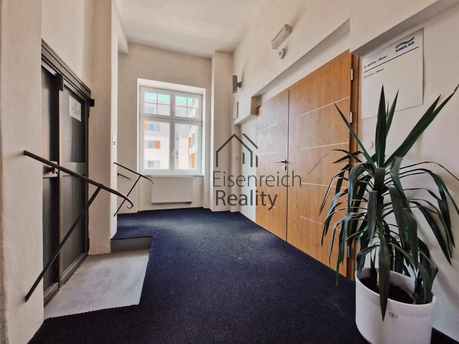 Pronájem komerčního prostoru 250 m² - foto 14