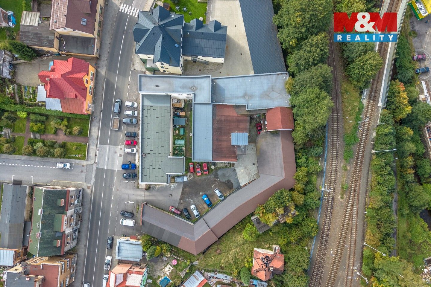 Prodej komerčního prostoru 1500 m² - foto 19