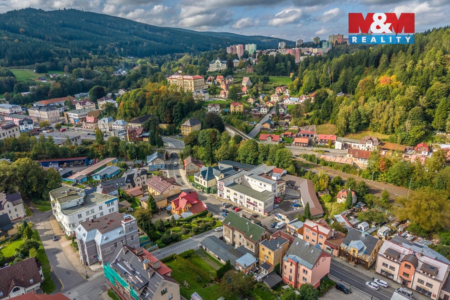 Prodej komerčního prostoru 1500 m² - foto 25