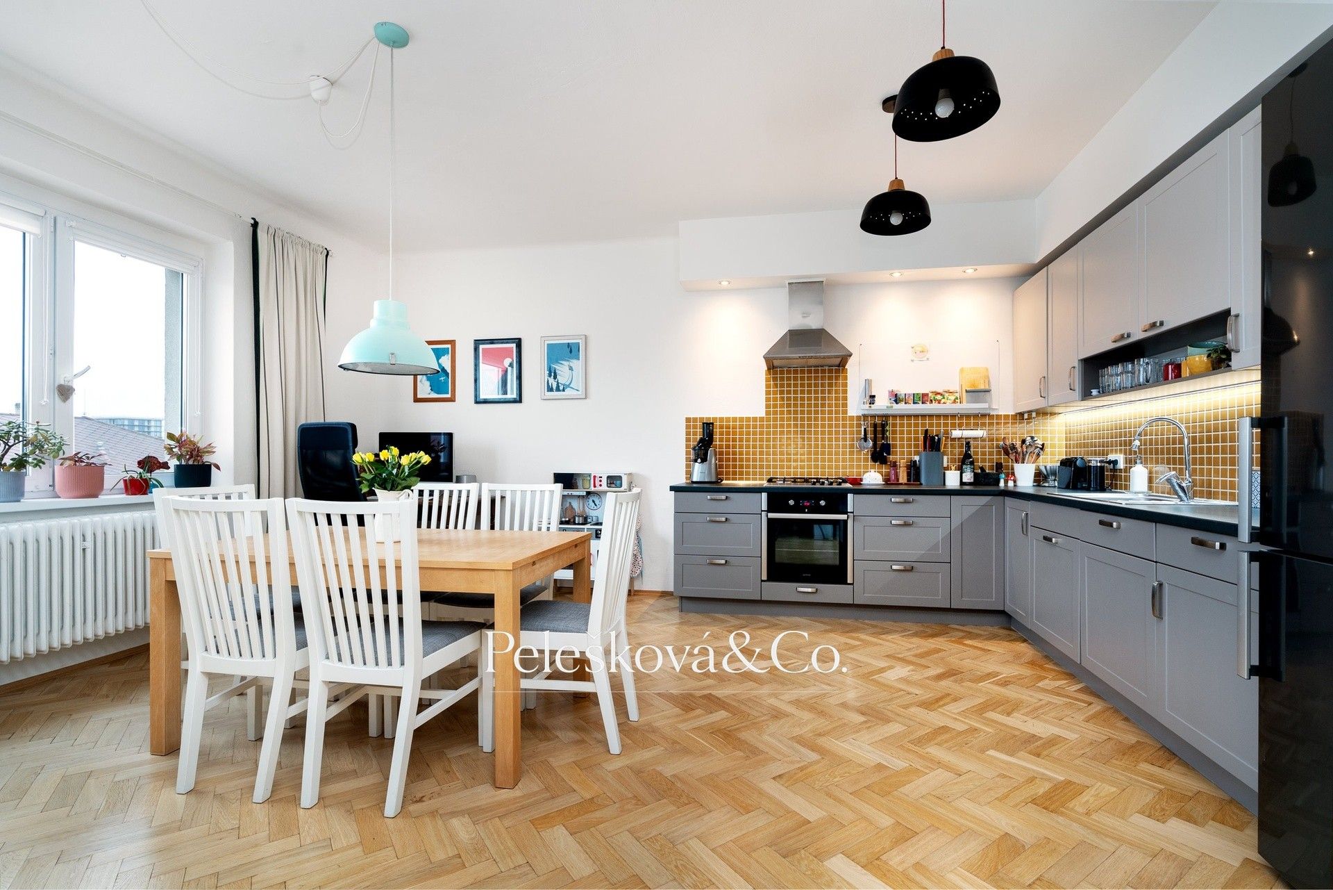 Prodej bytu 4+kk 100 m² - foto 1