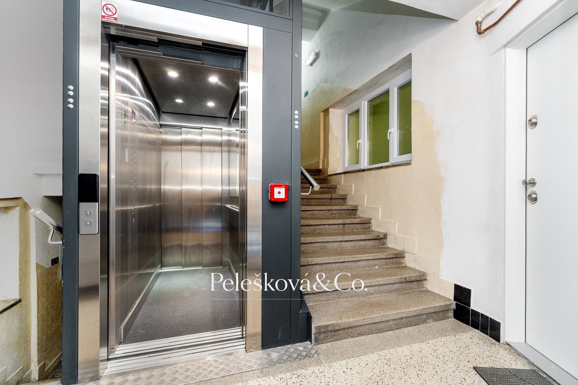 Prodej bytu 4+kk 100 m² - foto 25