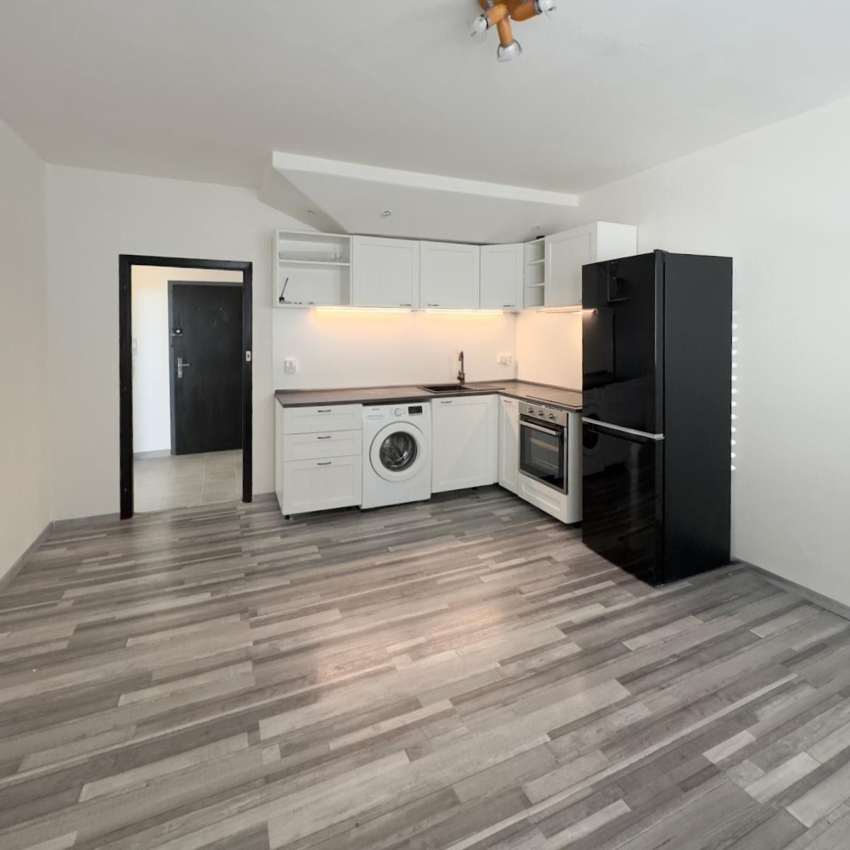 Pronájem bytu 2+kk 40 m² - foto 2