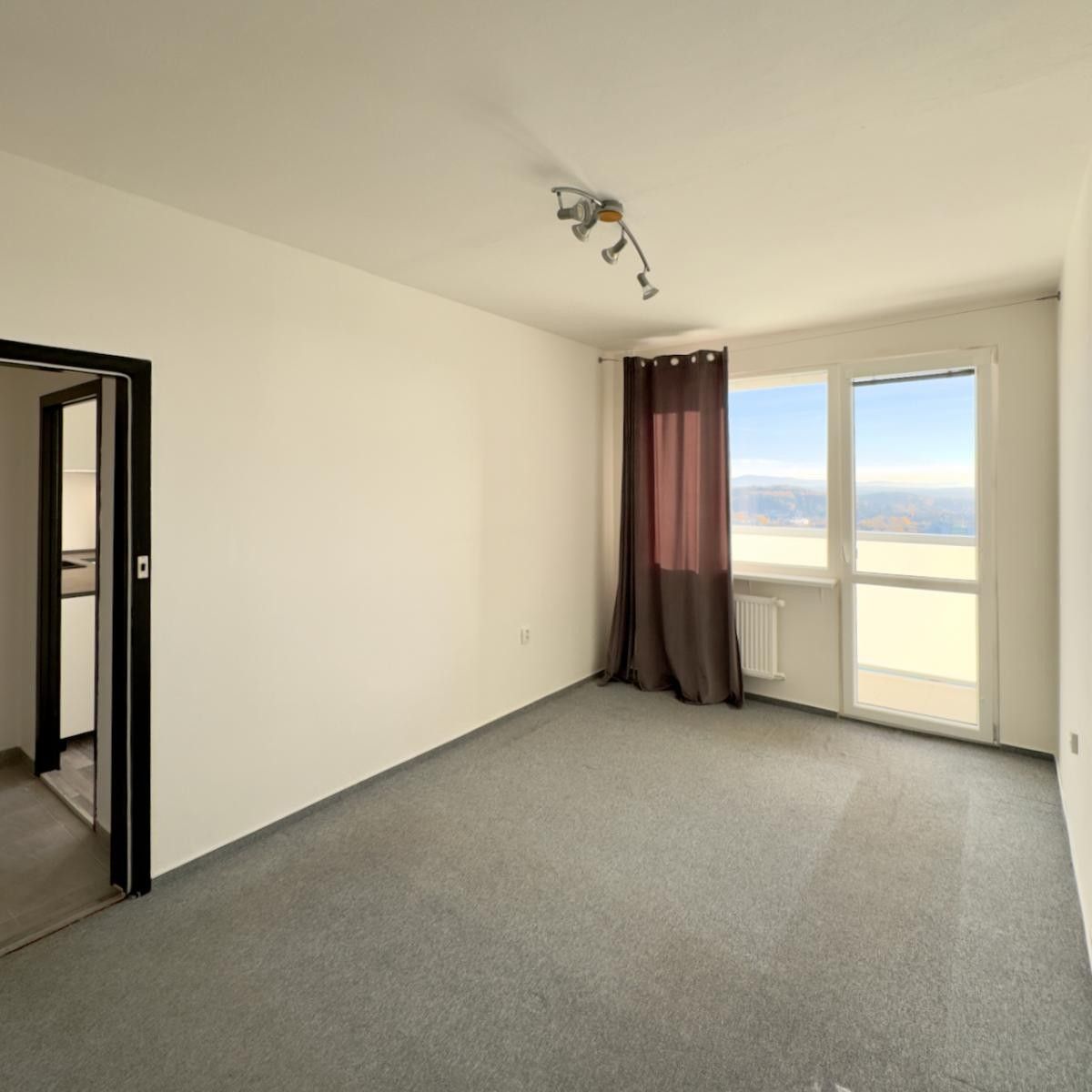 Pronájem bytu 2+kk 40 m² - foto 5