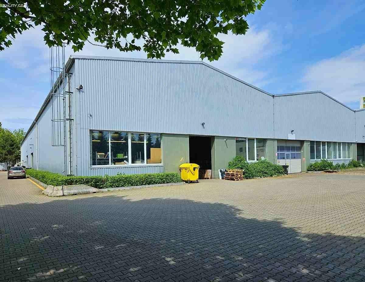 Pronájem komerčního prostoru 1463 m² - foto 1