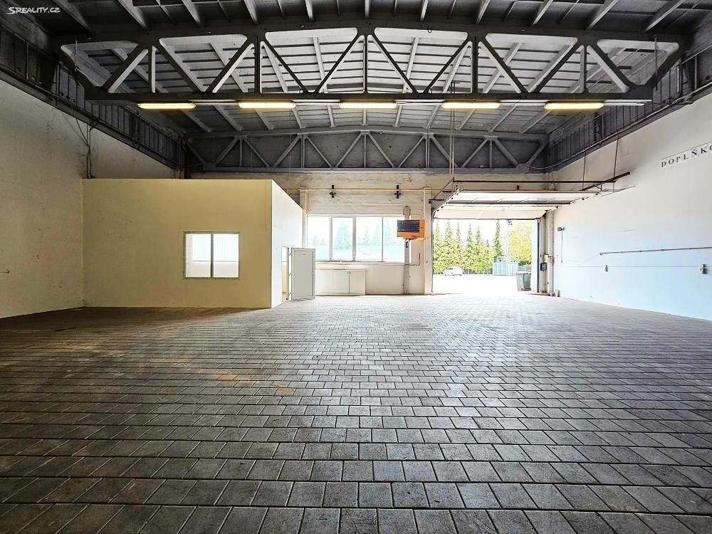 Pronájem komerčního prostoru 1463 m² - foto 3