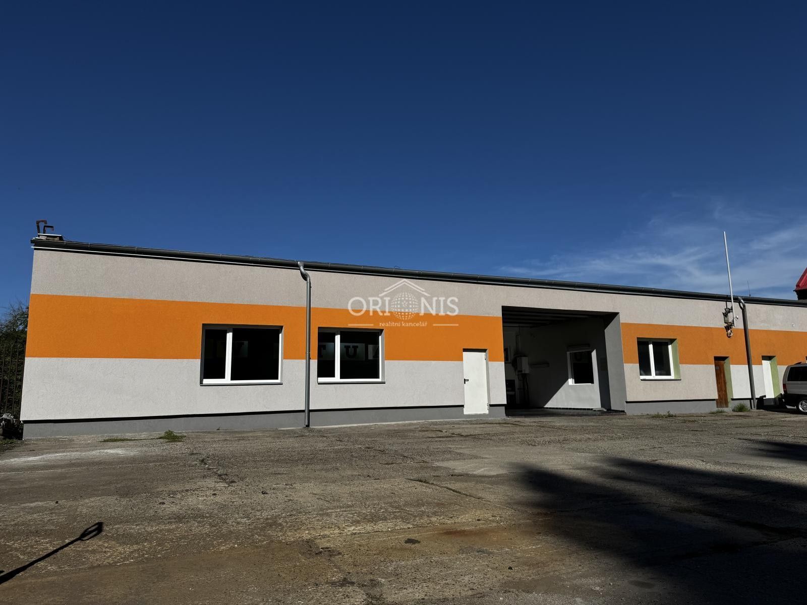 Pronájem komerčního prostoru 147 m² - foto 9
