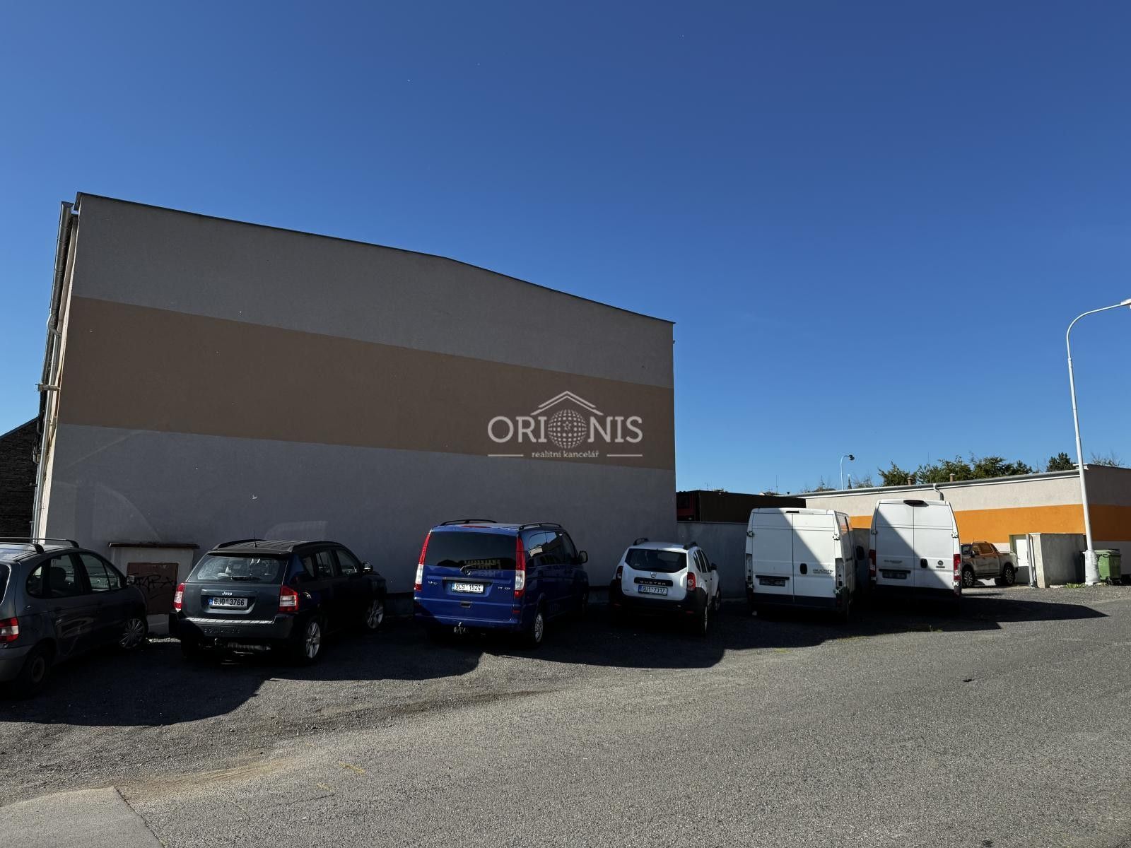 Pronájem komerčního prostoru 147 m² - foto 17