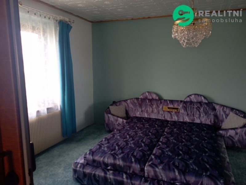 Pronájem bytu 2+1 81 m² - foto 4
