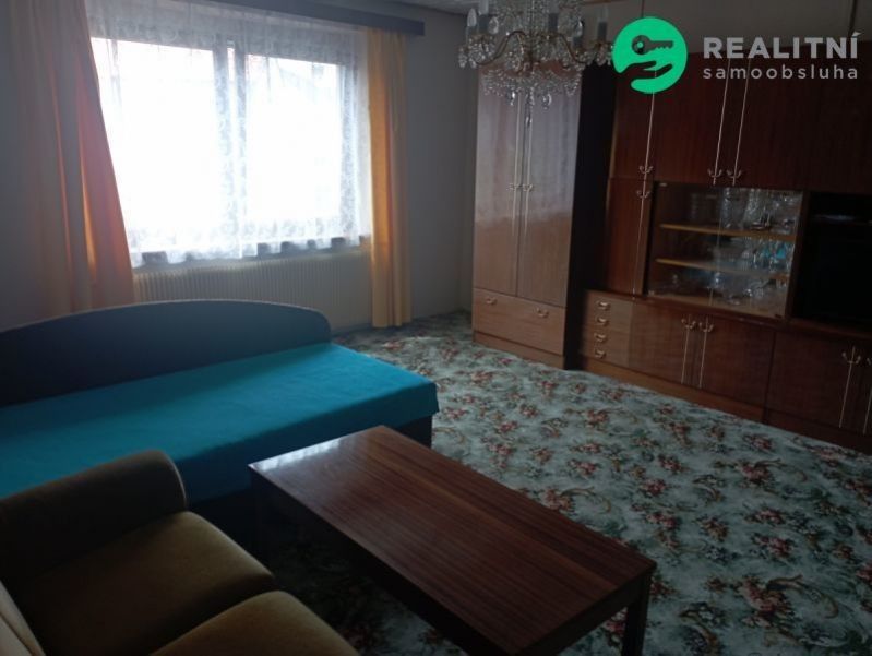 Pronájem bytu 2+1 81 m² - foto 5