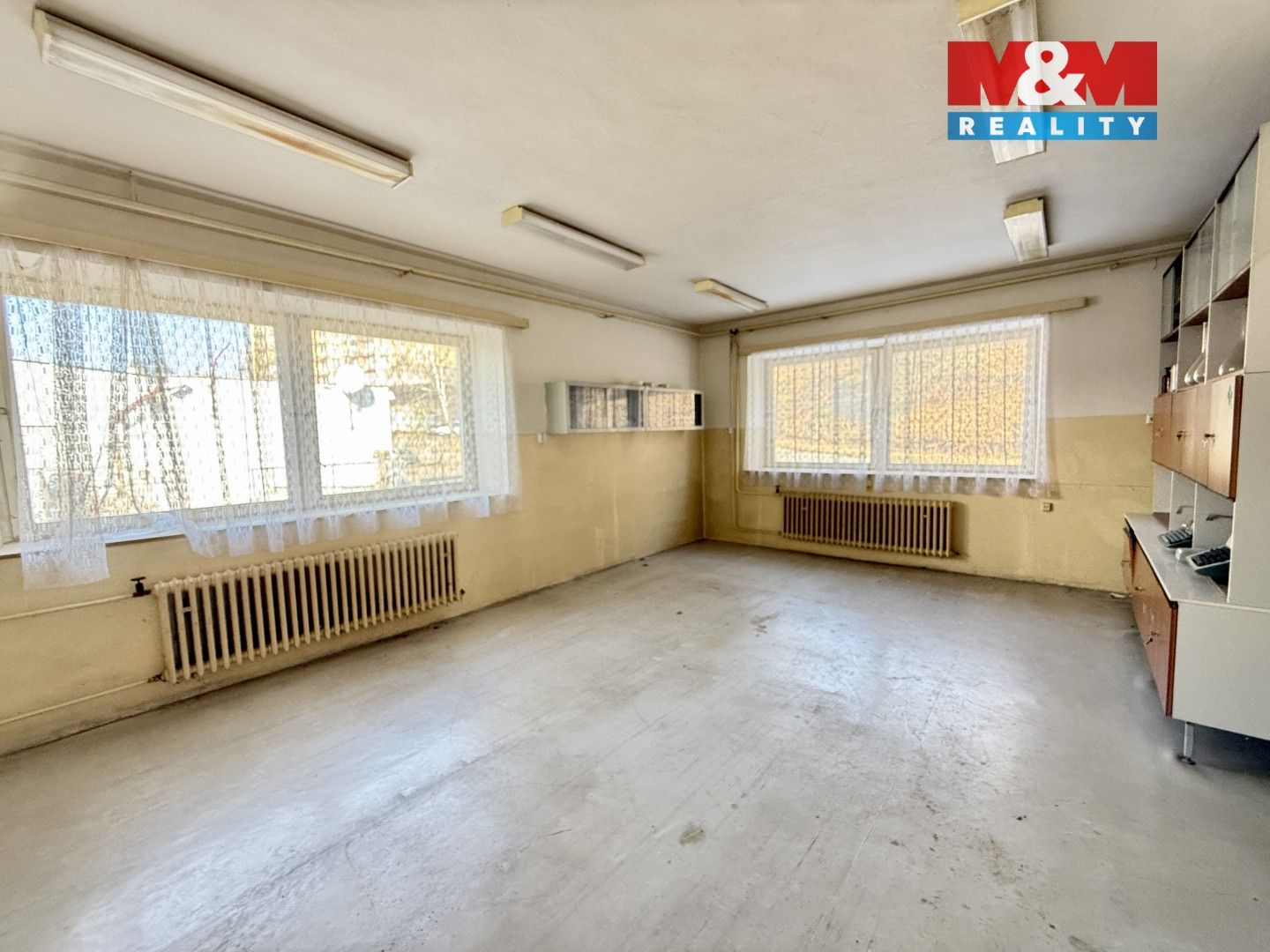 Prodej komerčního prostoru 207 m² - foto 4