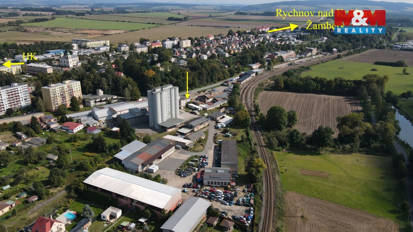 Prodej komerčního prostoru 207 m² - foto 9