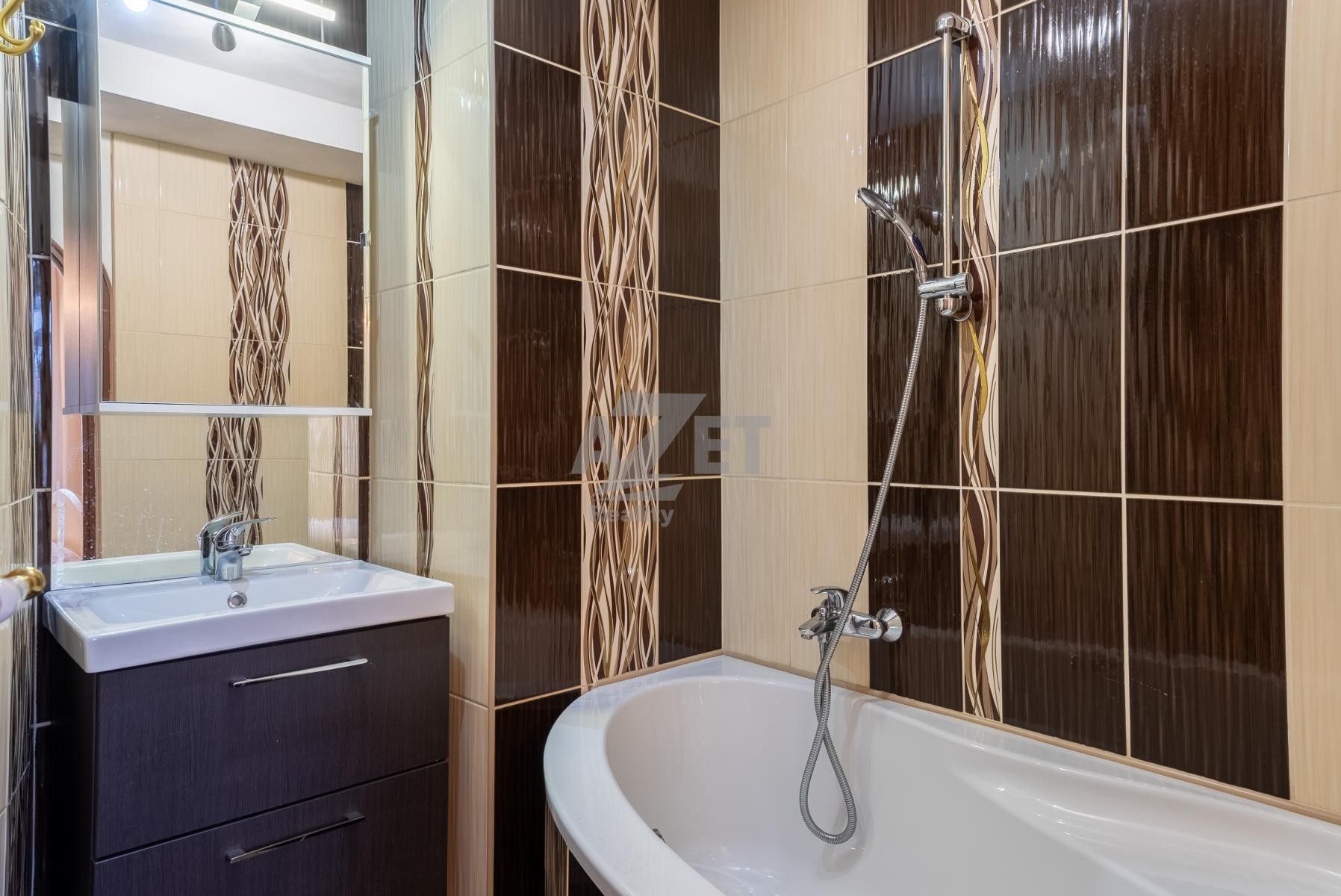 Prodej komerčního prostoru 1604 m² - foto 17