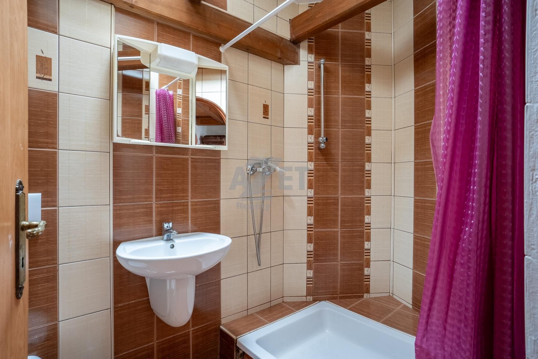 Prodej komerčního prostoru 1604 m² - foto 25