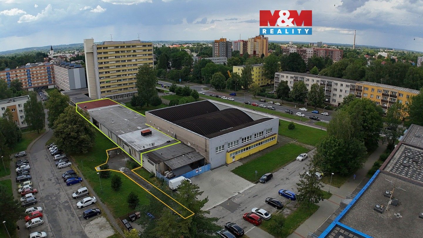 Prodej komerčního prostoru 2200 m² - foto 1