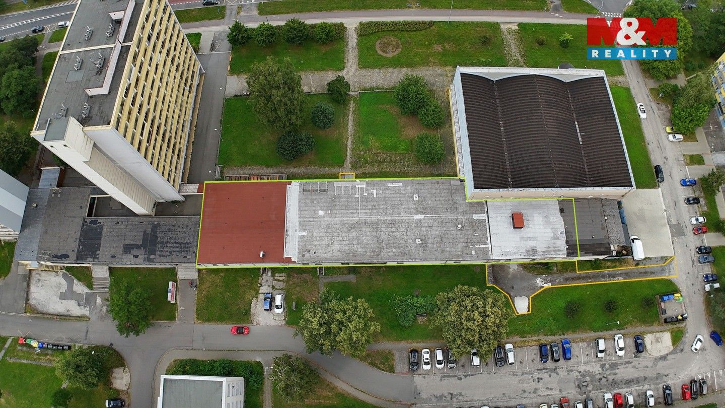 Prodej komerčního prostoru 2200 m² - foto 13