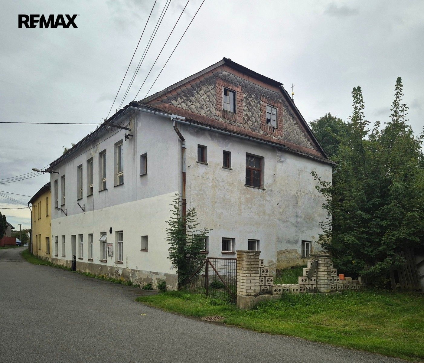 Prodej komerčního prostoru 372 m² - foto 2