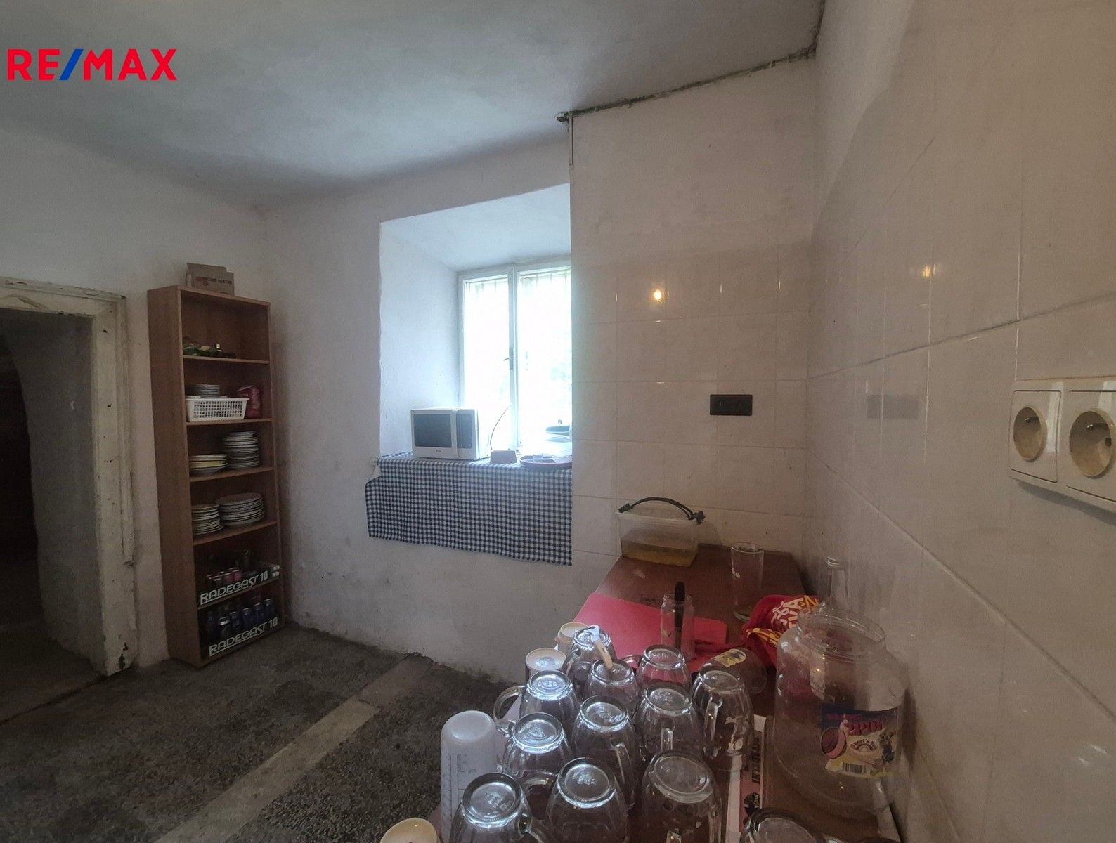 Prodej komerčního prostoru 372 m² - foto 12