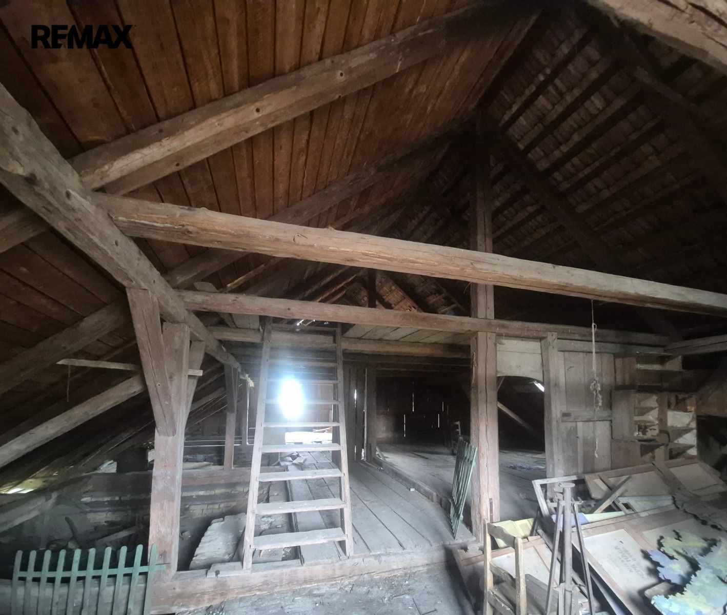 Prodej komerčního prostoru 372 m² - foto 24