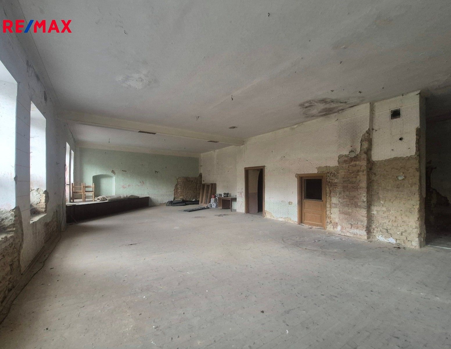 Prodej komerčního prostoru 372 m² - foto 19