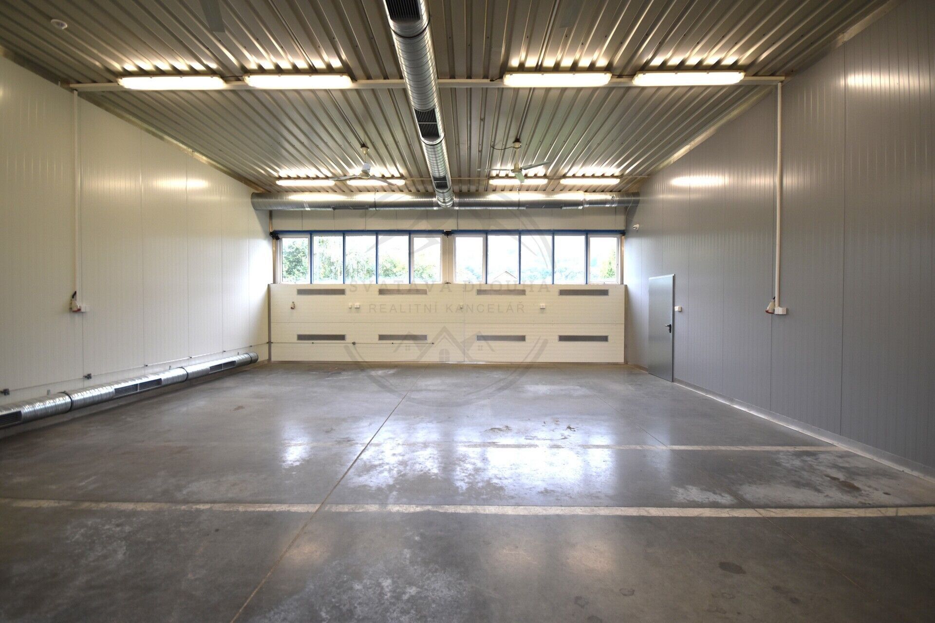 Pronájem komerčního prostoru 4811 m² - foto 5