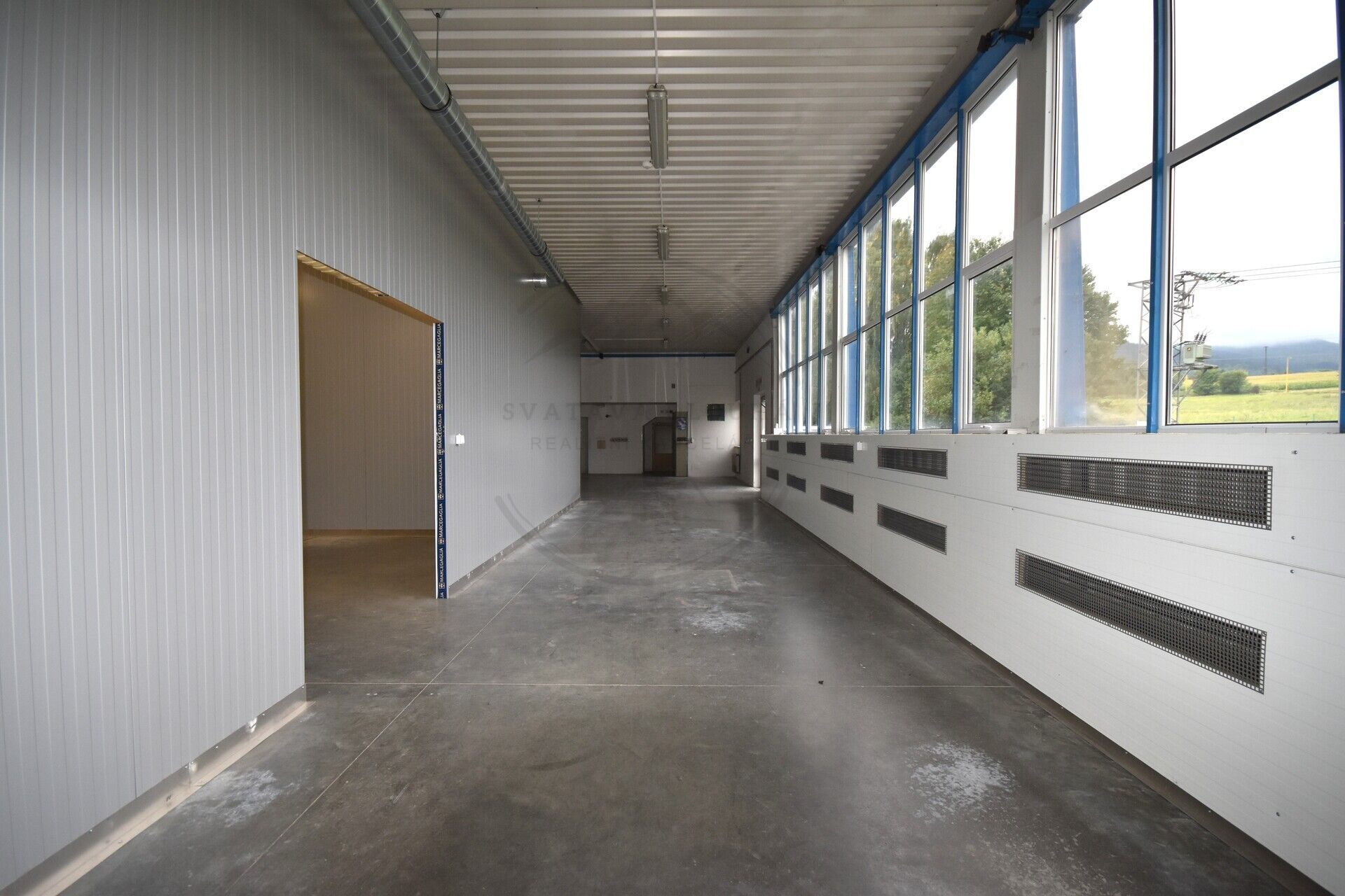 Pronájem komerčního prostoru 4811 m² - foto 8