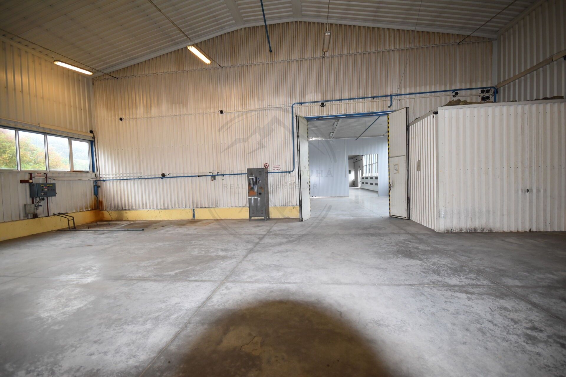 Pronájem komerčního prostoru 4811 m² - foto 9