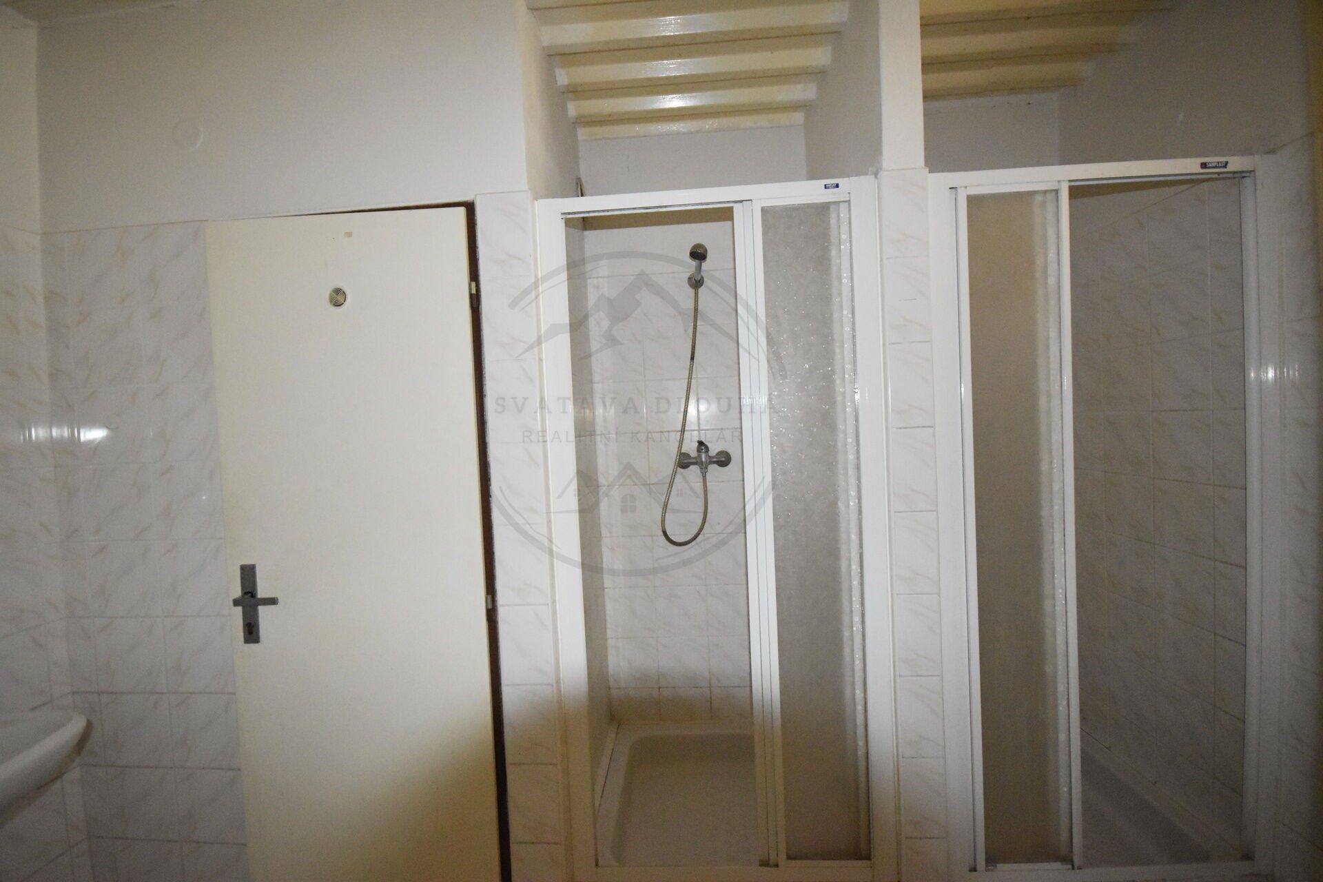 Pronájem komerčního prostoru 4811 m² - foto 19