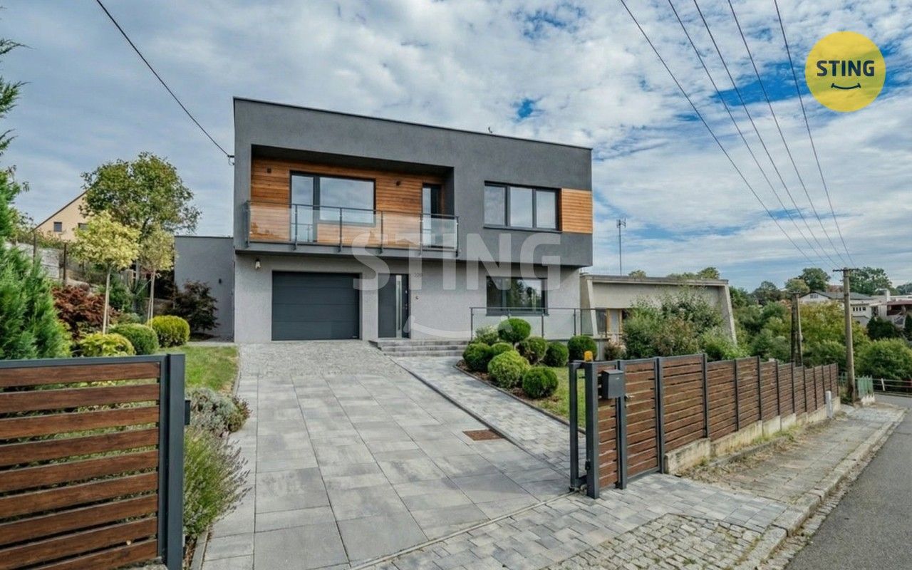 Prodej domu 220 m² - foto 2