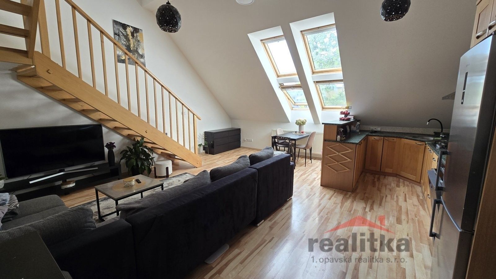 Prodej bytu 3+kk 98 m² - foto 2
