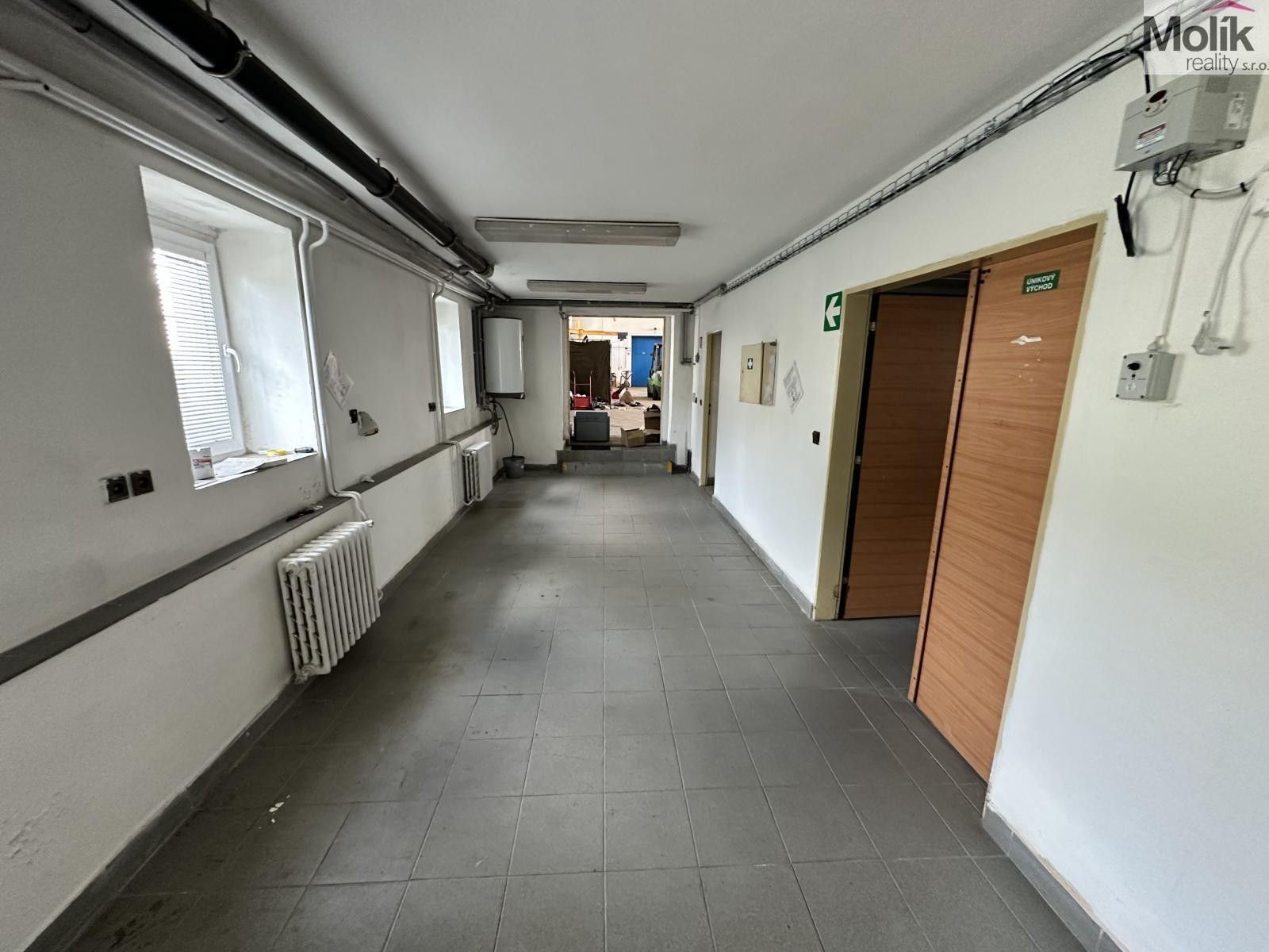 Prodej komerčního prostoru 365 m² - foto 16
