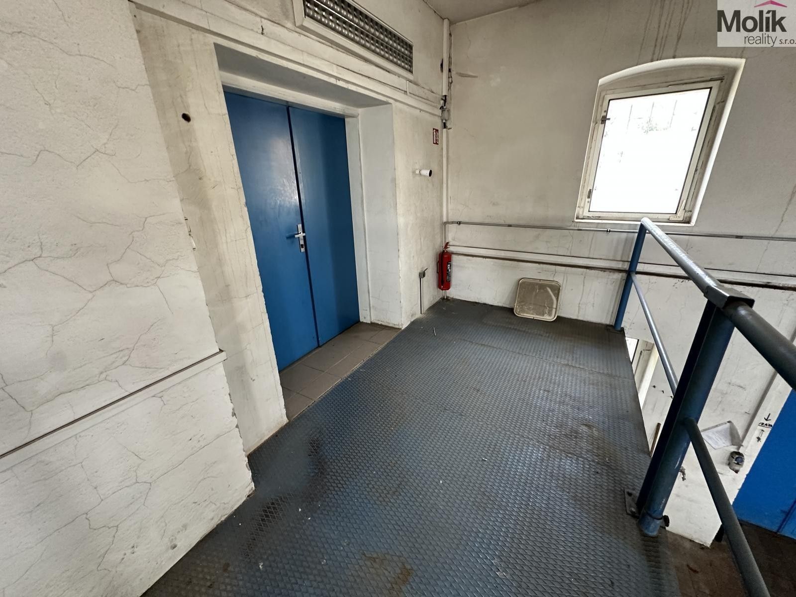 Prodej komerčního prostoru 365 m² - foto 18