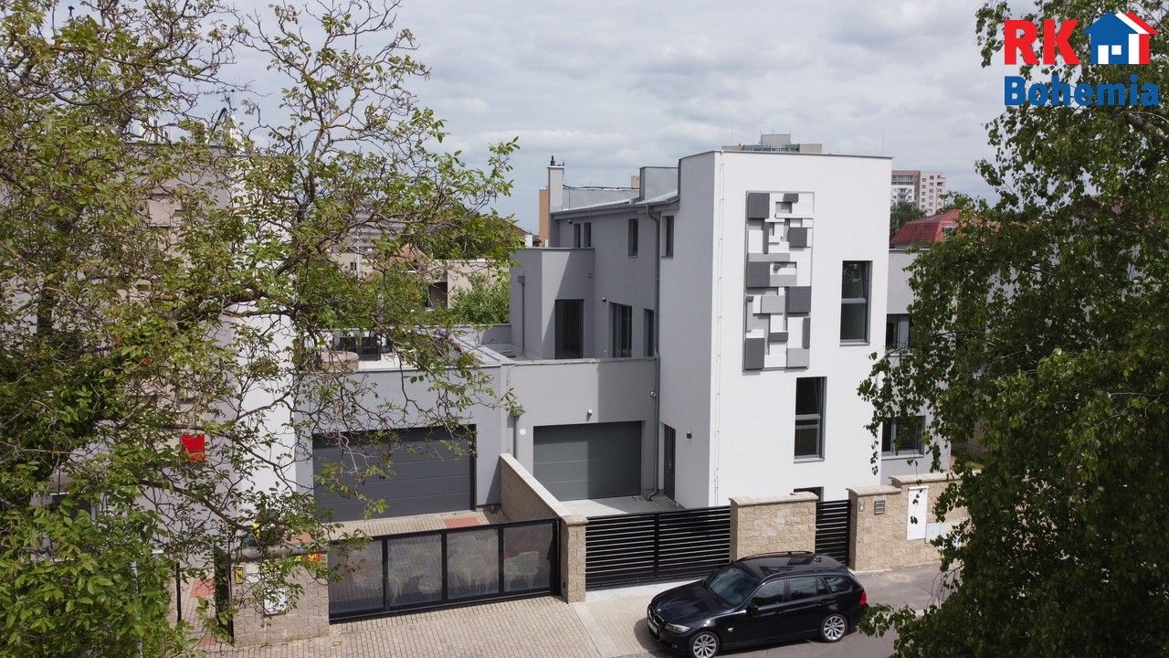 Prodej bytu 3+kk 74 m² - foto 1