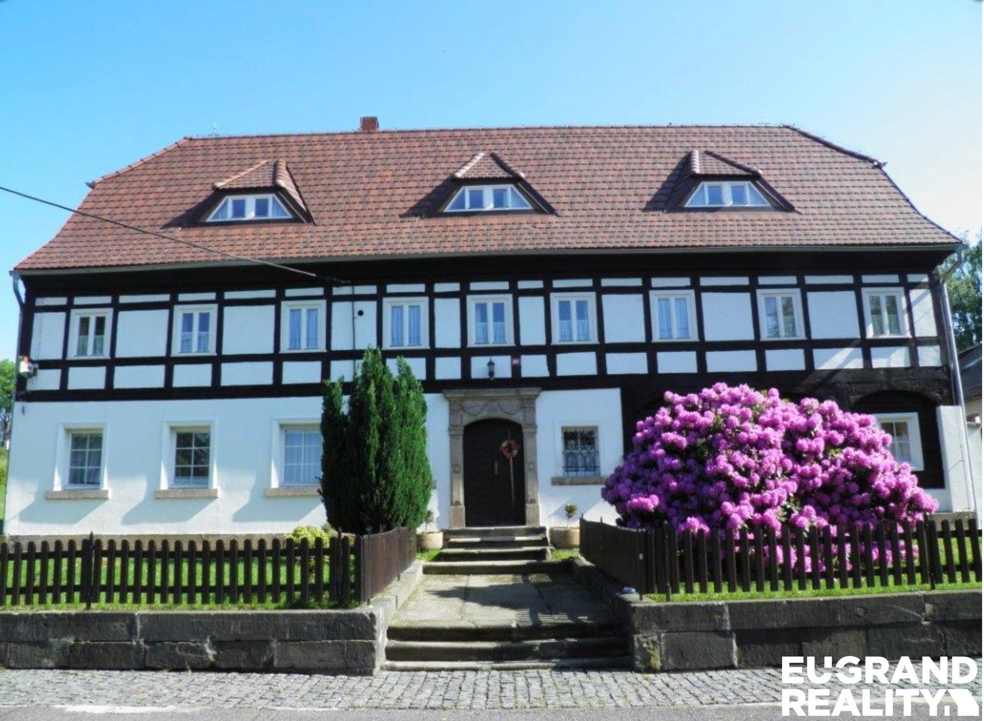 Prodej komerčního prostoru 683 m² - foto 2