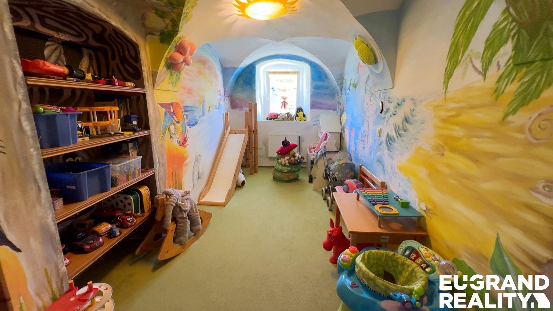 Prodej komerčního prostoru 683 m² - foto 10