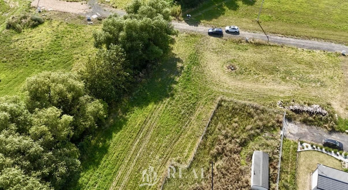 Prodej pozemku 1213 m² - foto 1