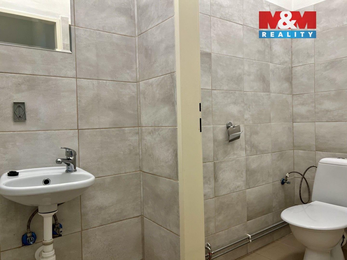 Pronájem komerčního prostoru 160 m² - foto 7