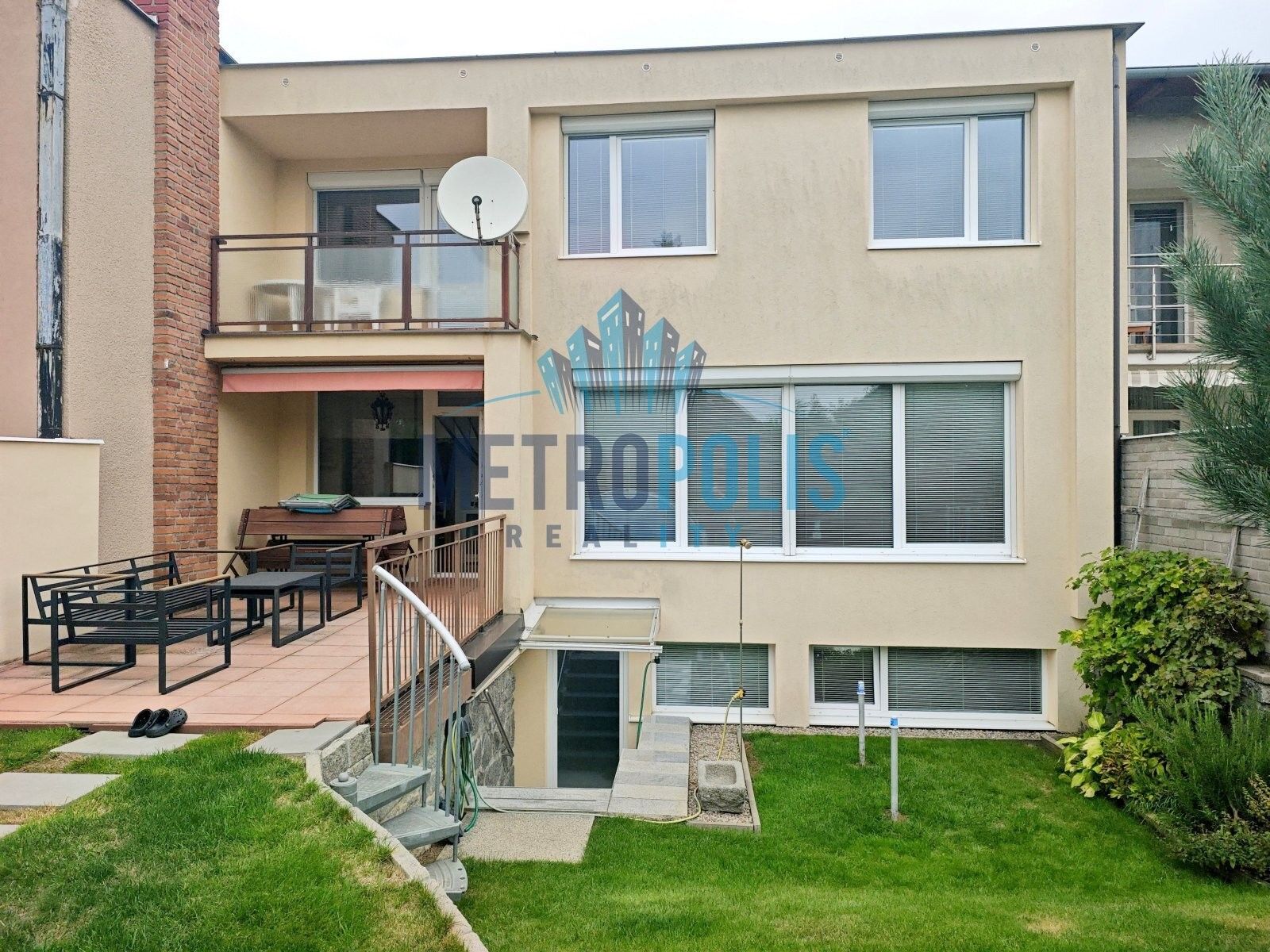 Prodej domu 280 m² - foto 4