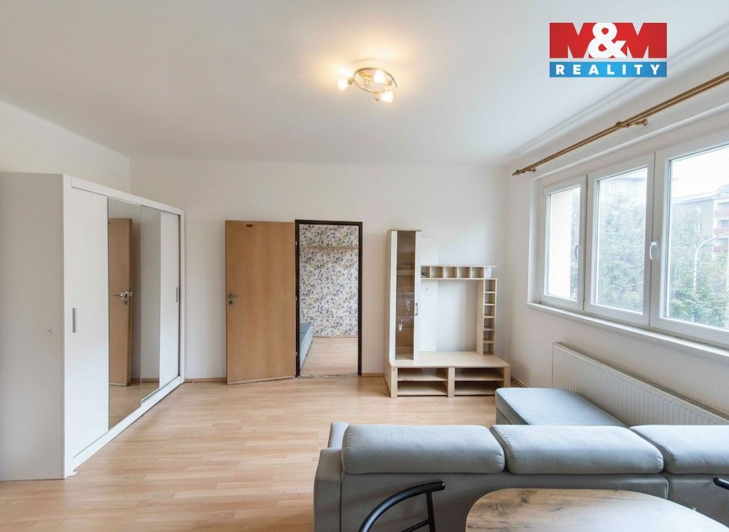 Pronájem bytu 2+kk 41 m² - foto 3