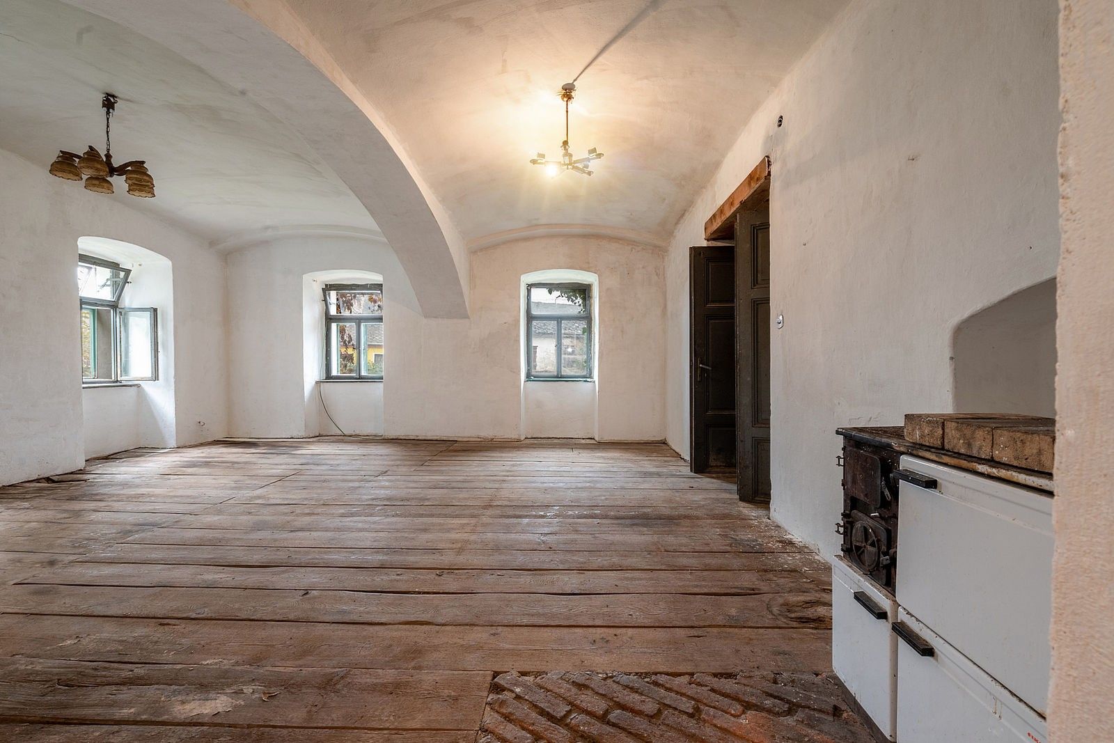Prodej nemovitosti 250 m² - foto 11