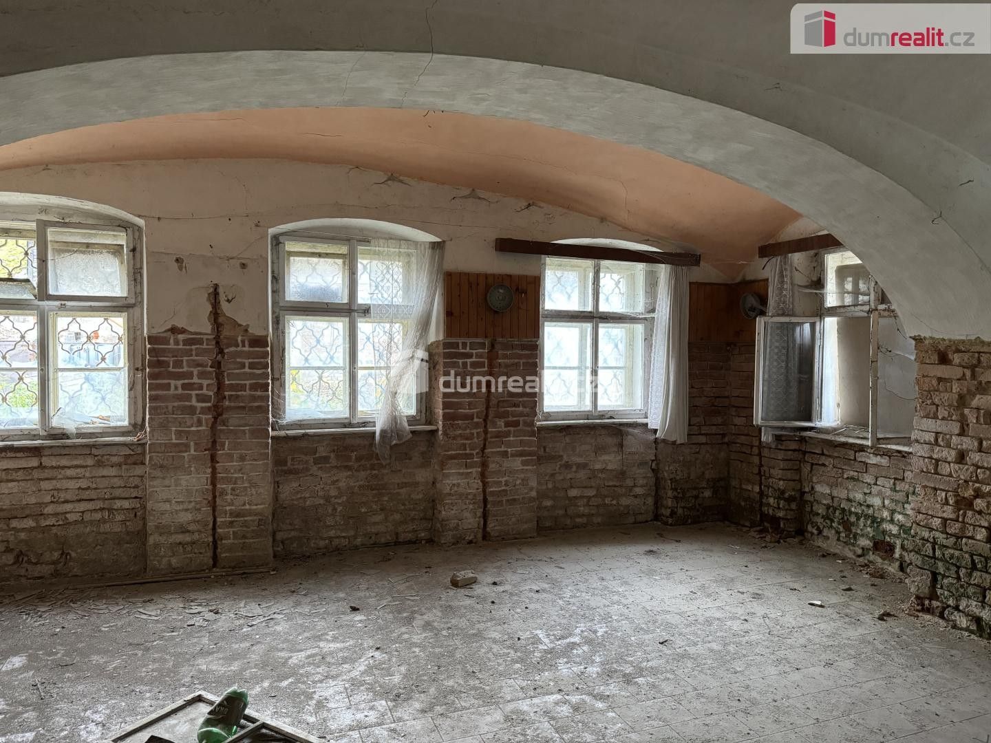 Prodej komerčního prostoru 11489 m² - foto 7